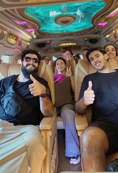 รถตู้เช่าพร้อมคนขับไปเกาะช้าง